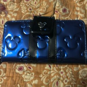 Nwot Disney wallet